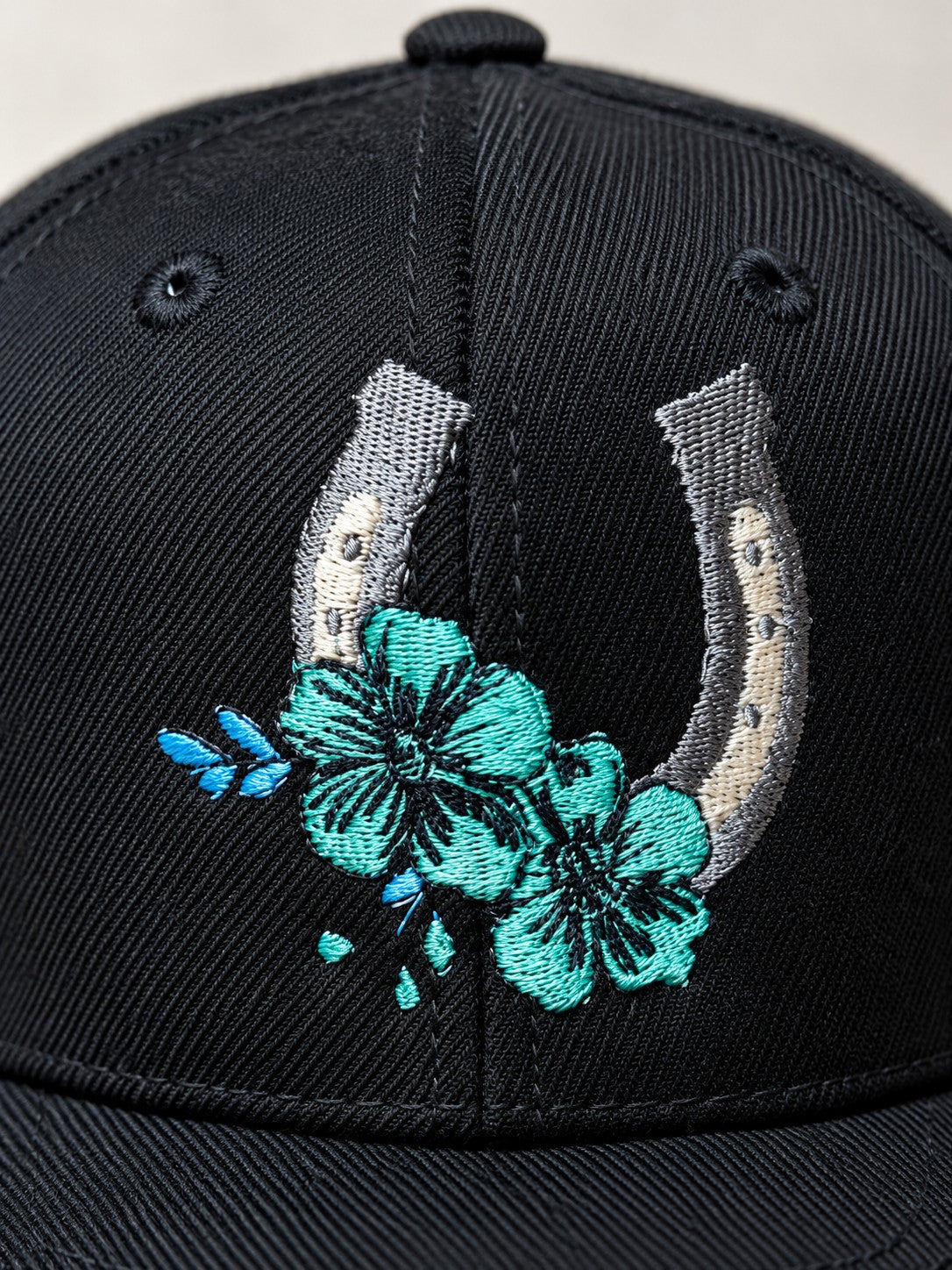 Floral Horseshoe Embroidered Cap – Western Hat – close-up detail