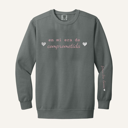 En Mi Era de Comprometida Embroidered Sweatshirt – Comfort Colors Crewneck in Grey