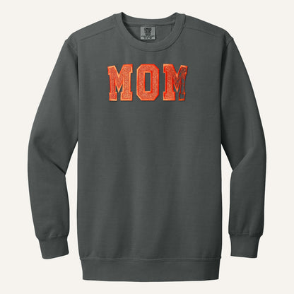 MOM Varsity Glitter Letter Tee – Comfort Colors Crewneck in Pepper